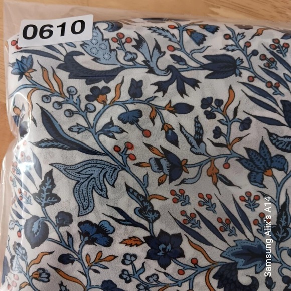 Premise Women blouse Sz 2X Floral Print Short sleeve Circular Cup White Blue - Picture 8 of 8